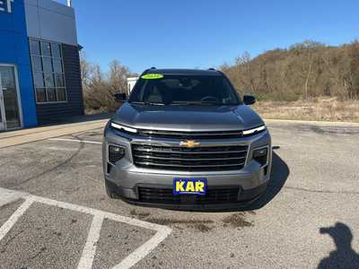 2025 Chevrolet Traverse, $44195. Photo 5