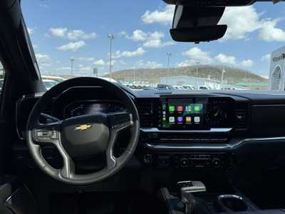 2024 Chevrolet 1500 Crew Cab, $62000. Photo 2