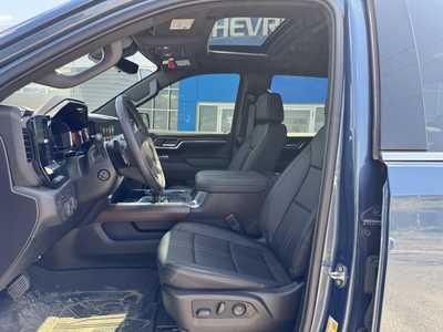 2024 Chevrolet 1500 Crew Cab, $62000. Photo 6