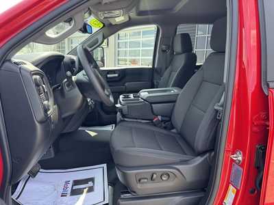 2025 Chevrolet 2500 Crew Cab, $67000. Photo 6