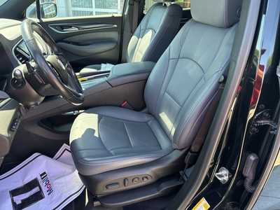 2022 Buick Enclave, $35700. Photo 5
