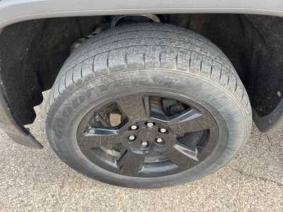 2017 GMC 1500 Crew Cab, $24500. Photo 8