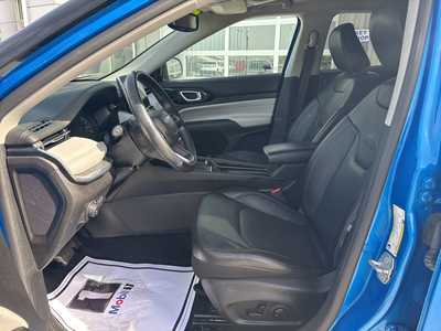 2022 Jeep Compass, $23300. Photo 5