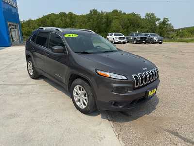 2015 Jeep Cherokee, $8900. Photo 2