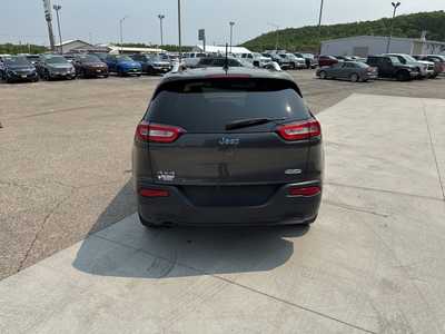 2015 Jeep Cherokee, $8900. Photo 8