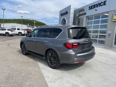 2021 Infiniti QX80, $37900. Photo 12