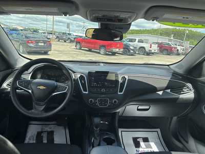 2024 Chevrolet Malibu, $21000. Photo 3