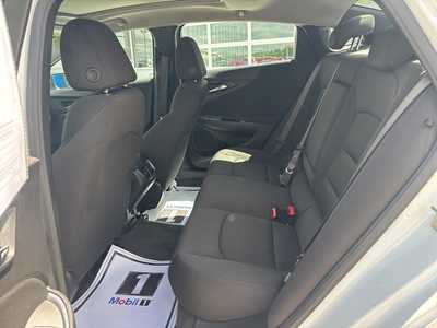 2024 Chevrolet Malibu, $21000. Photo 6