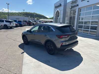 2024 Ford Escape, $24900. Photo 10