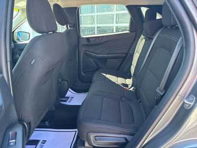 2024 Ford Escape, $24900. Photo 6