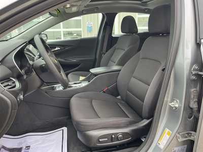 2024 Chevrolet Malibu, $20900. Photo 2