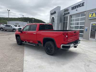 2022 Chevrolet 2500 Crew Cab, $55900. Photo 10