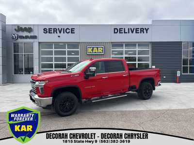 2022 Chevrolet 2500 Crew Cab, $55900. Photo 1