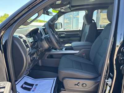 2025 RAM 1500 Crew Cab, $53936. Photo 5