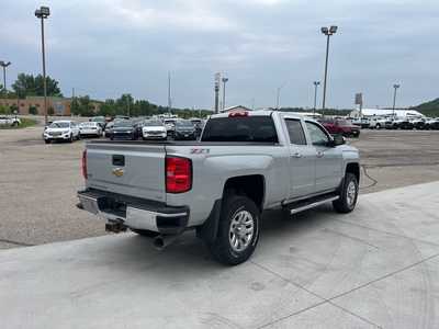 2017 Chevrolet 2500 Ext Cab, $43000. Photo 12