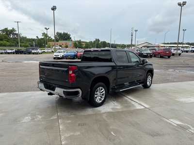 2022 Chevrolet 1500 Crew Cab, $37900. Photo 12