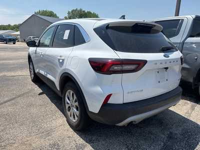 2024 Ford Escape, $25000. Photo 4