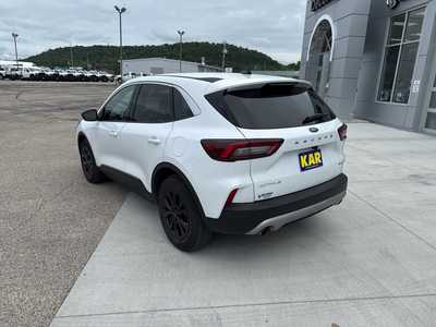 2024 Ford Escape, $24200. Photo 7