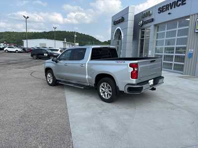 2020 Chevrolet 1500 Crew Cab, $34000. Photo 10