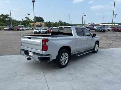 2020 Chevrolet 1500 Crew Cab, $34000. Photo 12