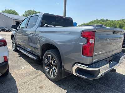 2020 Chevrolet 1500 Crew Cab, $35000. Photo 4
