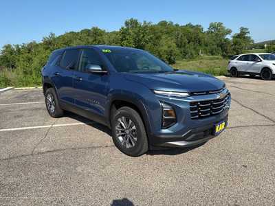 2026 Chevrolet Equinox, $33600. Photo 2