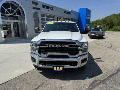 2025 RAM 3500 Crew Cab, $68642. Photo 11