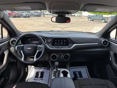 2022 Chevrolet Blazer, $29000. Photo 3