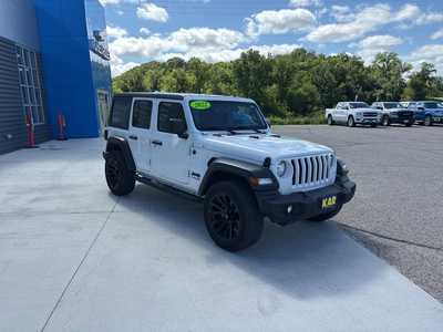 2022 Jeep Wrangler Unlimited, $32000. Photo 2