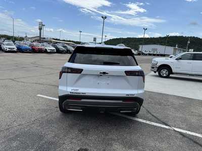2026 Chevrolet Equinox, $38900. Photo 11