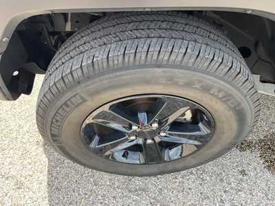 2022 Jeep Wrangler Unlimited, $32000. Photo 9