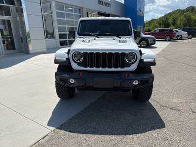 2025 Jeep Wrangler, $57333. Photo 12