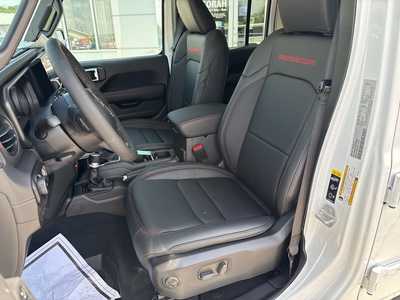 2025 Jeep Wrangler, $57333. Photo 5
