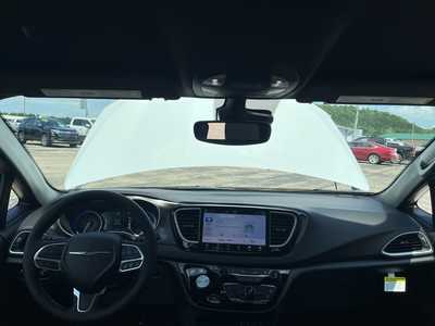 2025 Chrysler Voyager, $41990. Photo 3