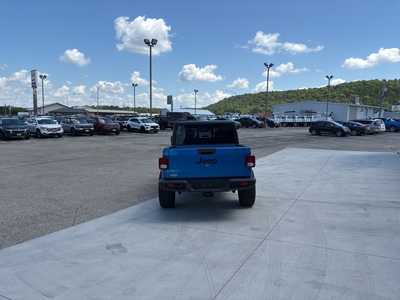 2023 Jeep Gladiator, $34000. Photo 11