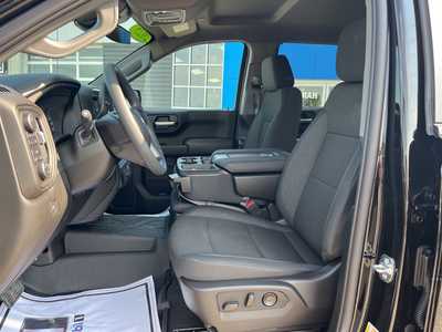 2025 Chevrolet 1500 Crew Cab, $51600. Photo 2