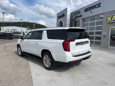 2021 GMC Yukon XL, $40900. Photo 12