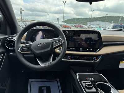 2026 Chevrolet Equinox, $37000. Photo 6