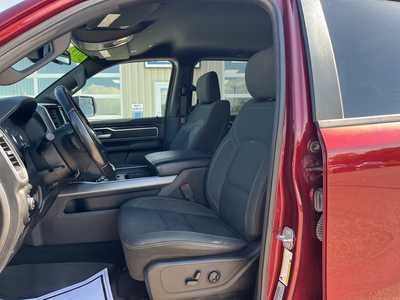 2019 RAM 1500 Crew Cab, $27000. Photo 2