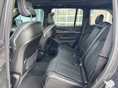 2023 Jeep Grand Cherokee, $43000. Photo 6