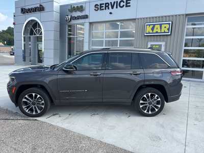 2023 Jeep Grand Cherokee, $43000. Photo 9