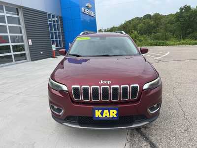 2019 Jeep Cherokee, $14000. Photo 5