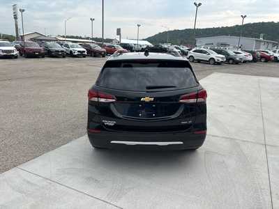 2022 Chevrolet Equinox, $25900. Photo 11