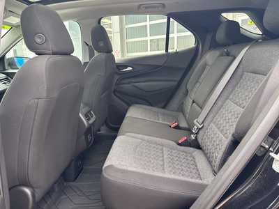2022 Chevrolet Equinox, $25900. Photo 6