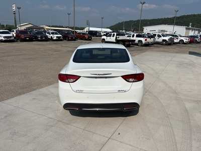 2015 Chrysler 200, $9000. Photo 11