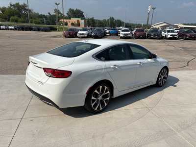 2015 Chrysler 200, $9000. Photo 12