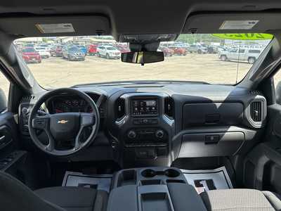 2025 Chevrolet 1500 Crew Cab, $50600. Photo 2