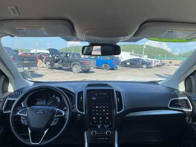 2024 Ford Edge, $25000. Photo 3