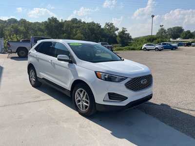 2024 Ford Edge, $25000. Photo 5
