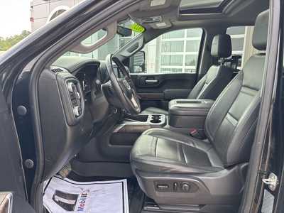 2021 GMC 3500 Crew Cab, $53000. Photo 5